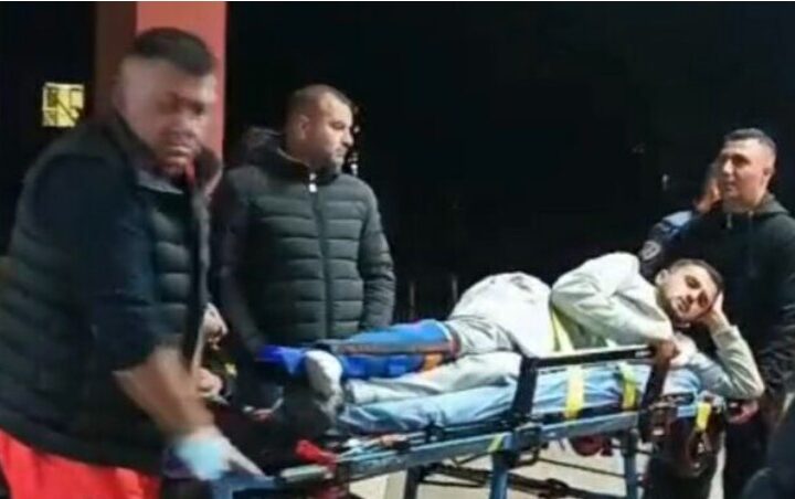 Protestuesi i lënduar tek Trauma: Policët më këputën këmbën !