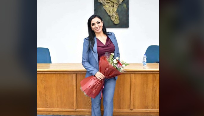 Kërçovarja Jeta Aliu promovon librin e saj në Shkup: Një ëndërr e bërë realitet