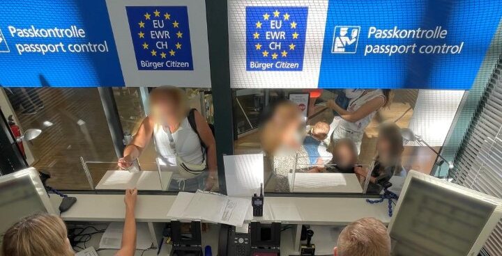 Gjermani, dy grave shqiptare u refuzohet hyrja në aeroport! Ja pse ?