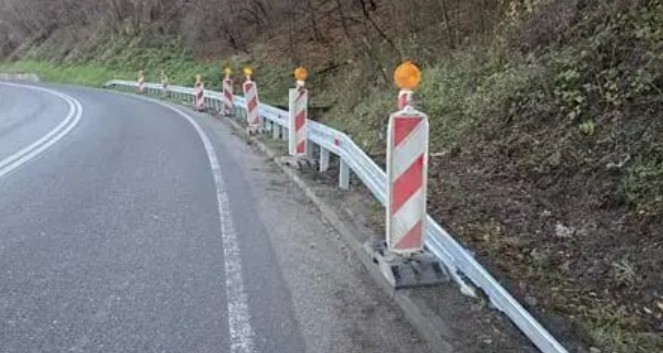 Preu barrierat e urës dhe i mori me vete, kallëzim penal ndaj 52-vjeçarit !